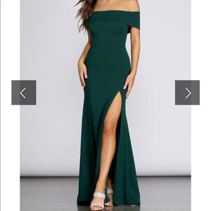 Windsor Layci Formal High Slit Dress
